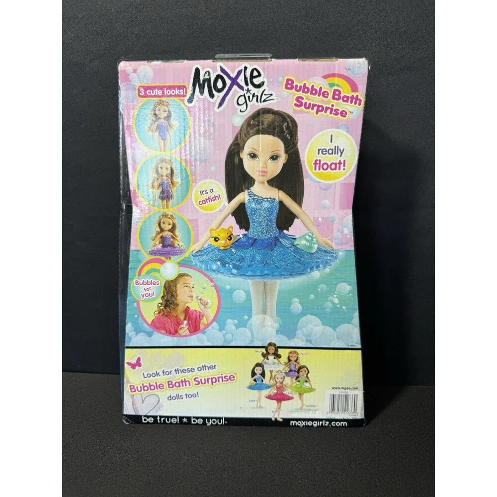 Moxie Girlz Bubble Bath Surprise Lexa Doll Floats in Water With Pet & Bubble